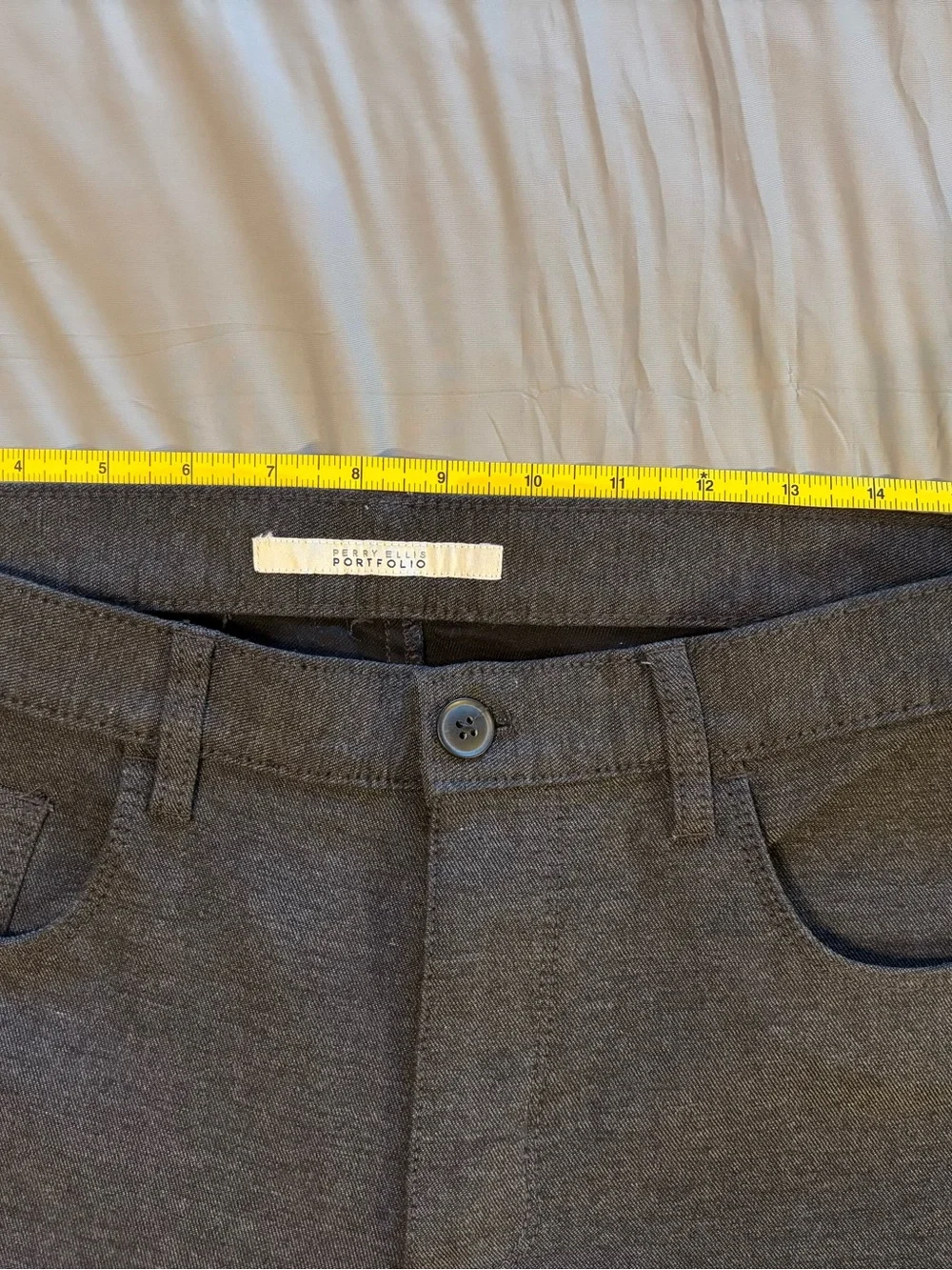 Perry Ellis portfolio chinos 32x32